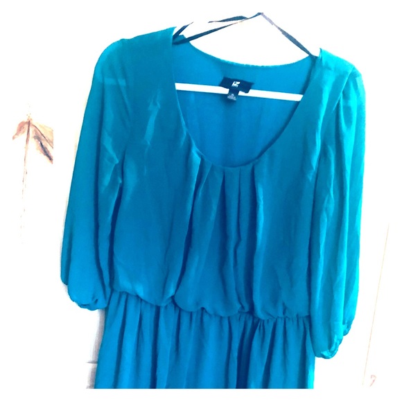 Dress - Picture 1 of 7